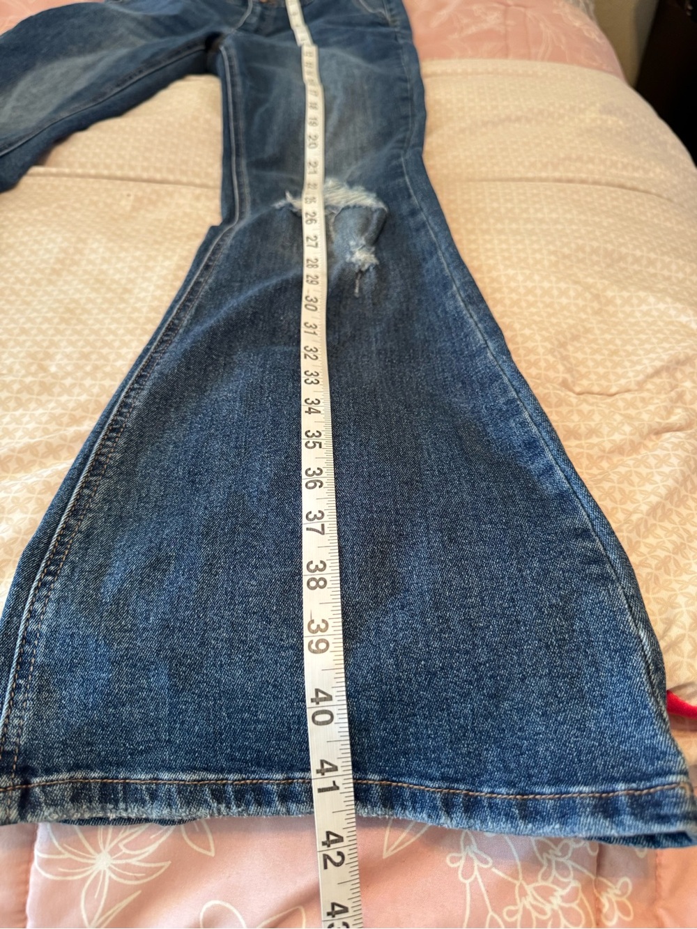 Gemma Rae Dark Wash Stretch Jeans
Slim Fit - Size 9/29 - Picture 12 of 14